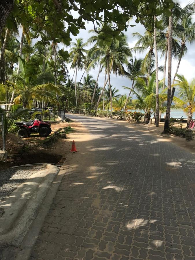 Cozy Oceanfront Villa With Direct Beach Access Las Terrenas Kültér fotó
