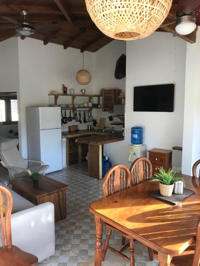 Cozy Oceanfront Villa With Direct Beach Access Las Terrenas Kültér fotó