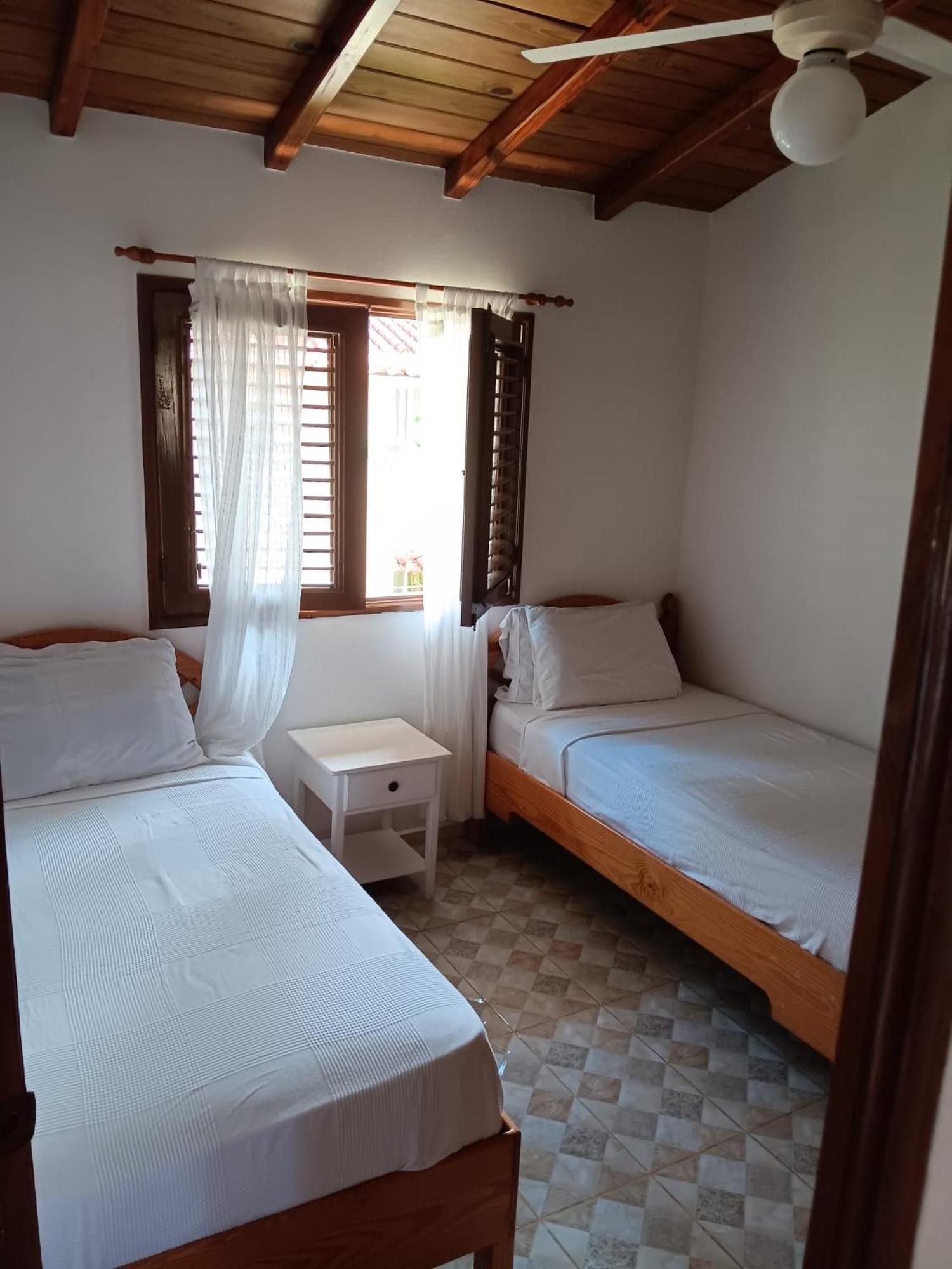Cozy Oceanfront Villa With Direct Beach Access Las Terrenas Kültér fotó